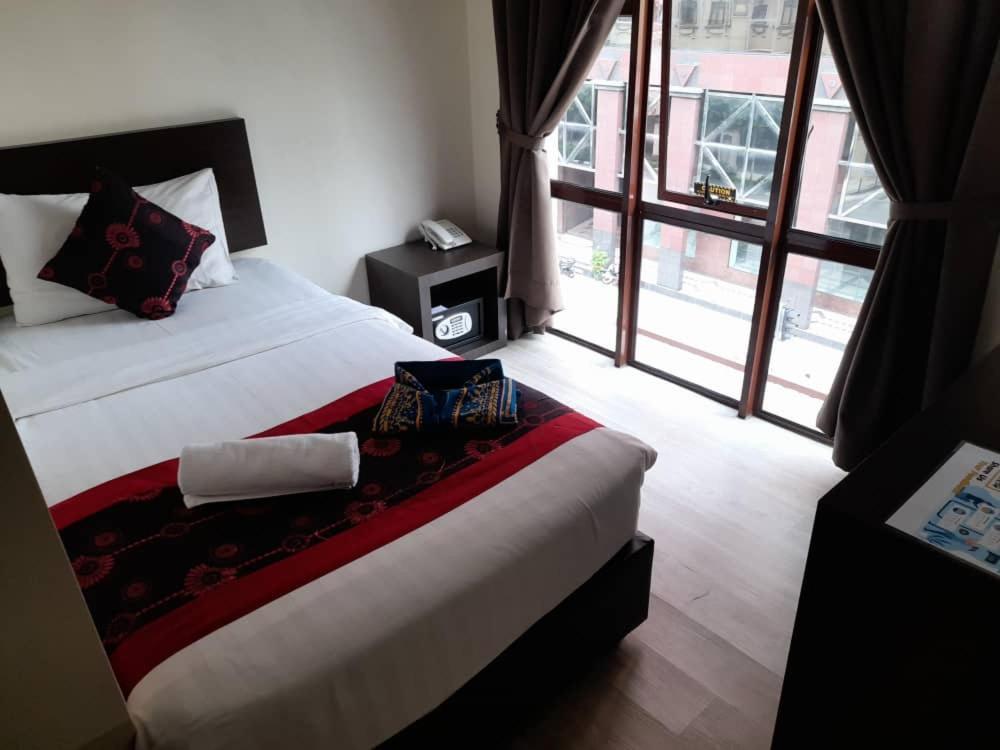 Swing & Pillows - Adya Hotel Kuala Lumpur Bagian luar foto